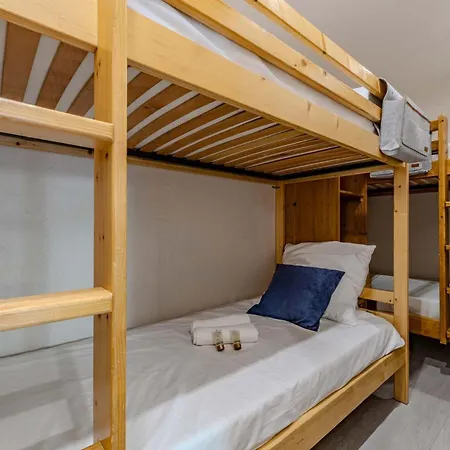 Apex Executive - 35 Rue Du Slalom Fr Val Thorens